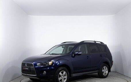 Mitsubishi Outlander III рестайлинг 3, 2010 год, 930 000 рублей, 1 фотография