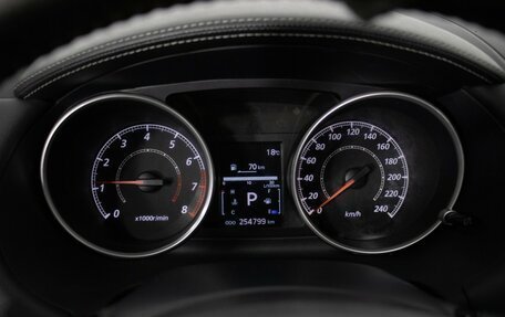 Mitsubishi Outlander III рестайлинг 3, 2010 год, 930 000 рублей, 12 фотография