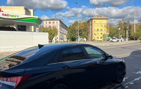 Hyundai Elantra, 2021 год, 2 100 000 рублей, 4 фотография