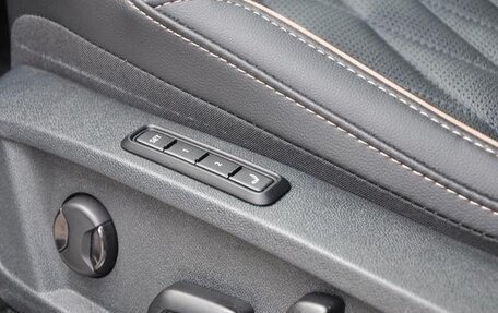 Volkswagen Passat B8 рестайлинг, 2022 год, 1 850 000 рублей, 11 фотография