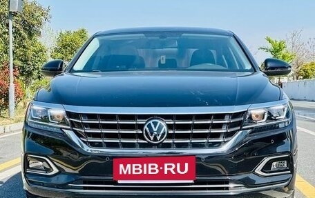 Volkswagen Passat B8 рестайлинг, 2021 год, 1 850 000 рублей, 2 фотография