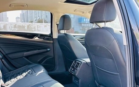 Volkswagen Passat B8 рестайлинг, 2021 год, 1 850 000 рублей, 24 фотография