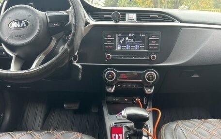 KIA Rio IV, 2021 год, 1 000 000 рублей, 5 фотография