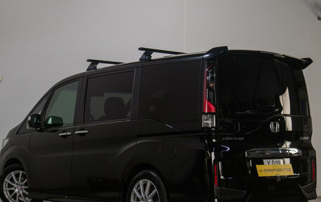 Honda Stepwgn IV, 2018 год, 2 499 000 рублей, 5 фотография