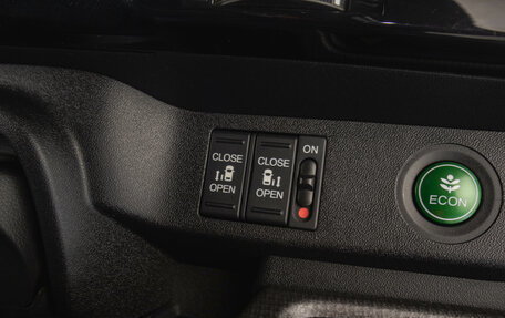 Honda Stepwgn IV, 2018 год, 2 499 000 рублей, 10 фотография