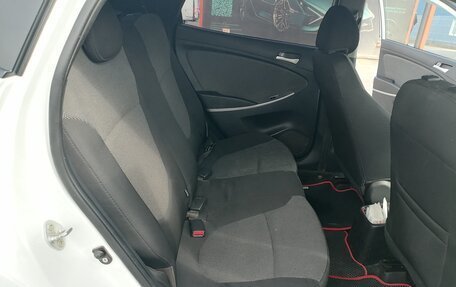 Hyundai Solaris II рестайлинг, 2013 год, 580 000 рублей, 11 фотография