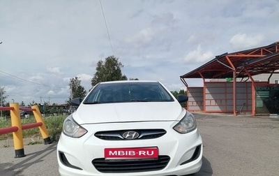 Hyundai Solaris II рестайлинг, 2013 год, 580 000 рублей, 1 фотография