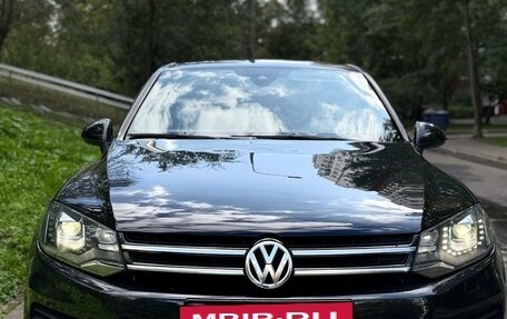Volkswagen Touareg III, 2013 год, 2 200 000 рублей, 3 фотография
