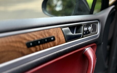 Volkswagen Touareg III, 2013 год, 2 200 000 рублей, 16 фотография