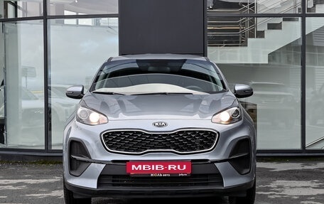 KIA Sportage IV рестайлинг, 2021 год, 2 890 000 рублей, 2 фотография