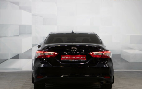 Toyota Camry, 2021 год, 3 820 000 рублей, 7 фотография