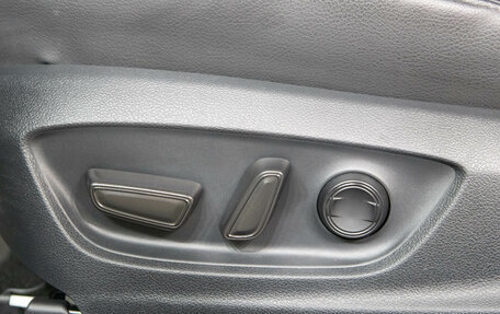 Toyota Camry, 2021 год, 3 820 000 рублей, 15 фотография