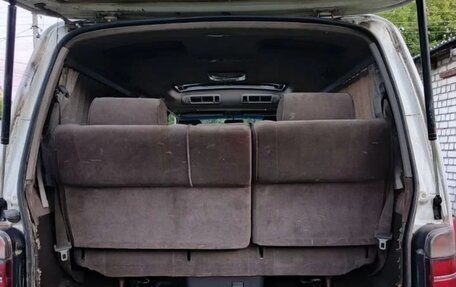 Toyota HiAce H100, 1992 год, 590 000 рублей, 12 фотография