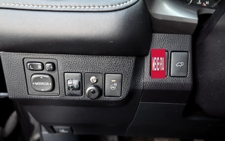 Toyota RAV4, 2016 год, 2 350 000 рублей, 14 фотография