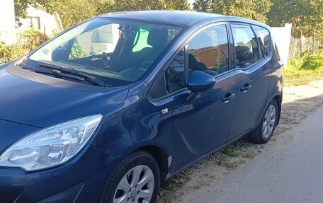 Opel Meriva, 2012 год, 700 000 рублей, 1 фотография