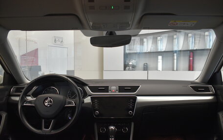 Skoda Superb III рестайлинг, 2017 год, 2 725 000 рублей, 9 фотография