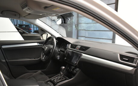 Skoda Superb III рестайлинг, 2017 год, 2 725 000 рублей, 19 фотография
