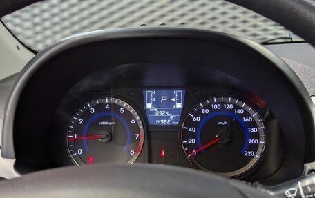 Hyundai Solaris II рестайлинг, 2015 год, 1 060 000 рублей, 24 фотография