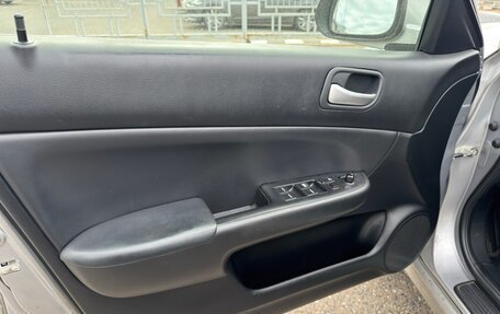 Honda Accord VII рестайлинг, 2003 год, 550 000 рублей, 14 фотография