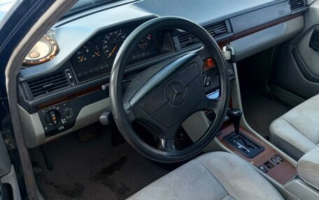 Mercedes-Benz E-Класс, 1994 год, 250 000 рублей, 7 фотография