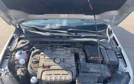 Volkswagen Jetta VI, 2012 год, 650 000 рублей, 3 фотография