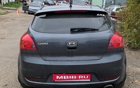 KIA cee'd I рестайлинг, 2011 год, 900 000 рублей, 3 фотография