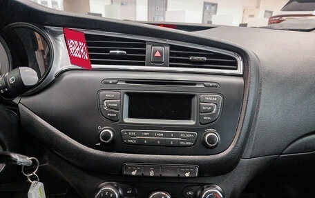 KIA cee'd III, 2015 год, 1 010 000 рублей, 18 фотография