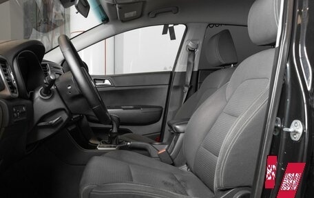 KIA Sportage IV рестайлинг, 2018 год, 1 900 000 рублей, 13 фотография