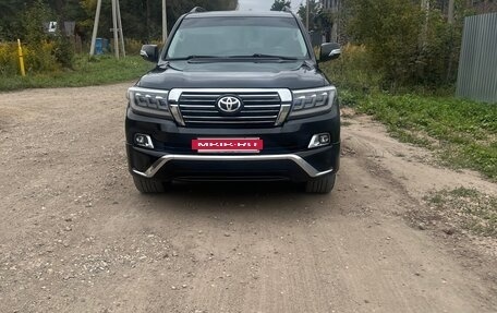Toyota Land Cruiser 200, 2008 год, 2 850 000 рублей, 4 фотография