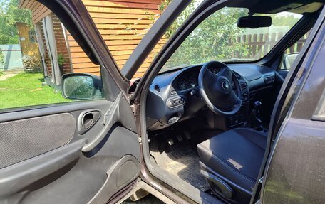 Chevrolet Niva I рестайлинг, 2018 год, 810 000 рублей, 5 фотография