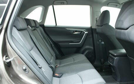Toyota RAV4, 2020 год, 3 200 000 рублей, 5 фотография