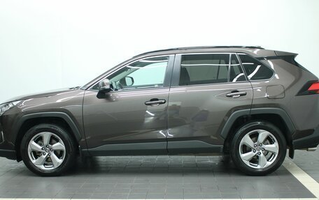 Toyota RAV4, 2020 год, 3 200 000 рублей, 14 фотография