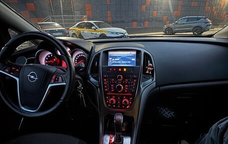 Opel Astra J, 2011 год, 700 000 рублей, 17 фотография