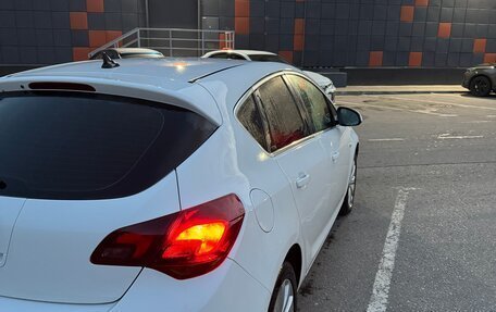 Opel Astra J, 2011 год, 700 000 рублей, 12 фотография