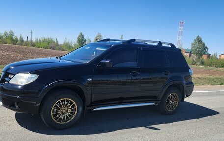 Mitsubishi Outlander III рестайлинг 3, 2006 год, 750 000 рублей, 7 фотография