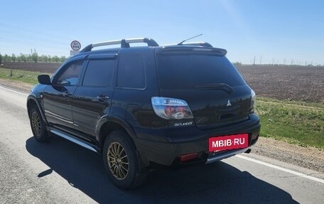 Mitsubishi Outlander III рестайлинг 3, 2006 год, 750 000 рублей, 6 фотография