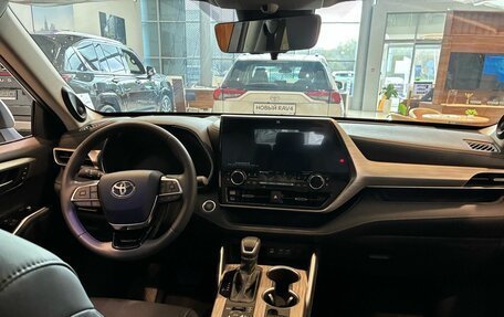 Toyota Highlander, 2025 год, 5 800 000 рублей, 3 фотография
