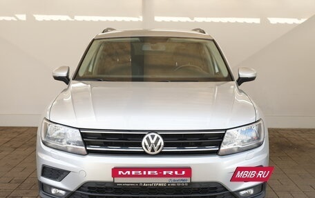 Volkswagen Tiguan II, 2018 год, 1 950 000 рублей, 2 фотография