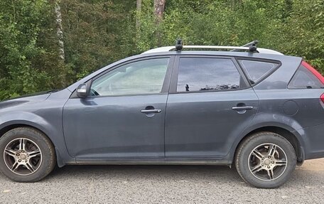 KIA cee'd I рестайлинг, 2010 год, 585 000 рублей, 2 фотография