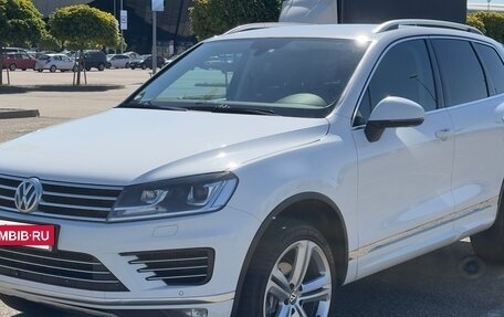 Volkswagen Touareg III, 2017 год, 3 599 000 рублей, 2 фотография