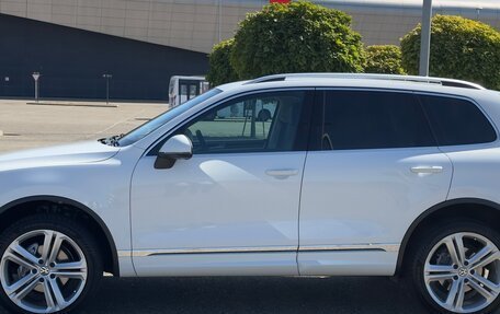 Volkswagen Touareg III, 2017 год, 3 599 000 рублей, 3 фотография