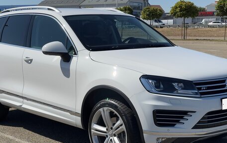 Volkswagen Touareg III, 2017 год, 3 599 000 рублей, 8 фотография