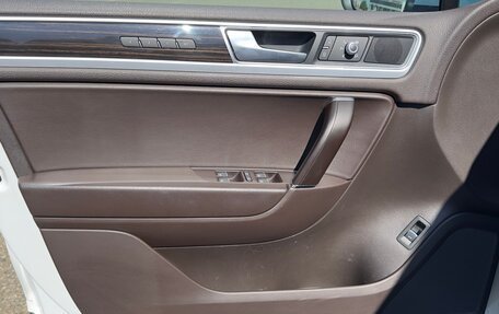 Volkswagen Touareg III, 2017 год, 3 599 000 рублей, 10 фотография