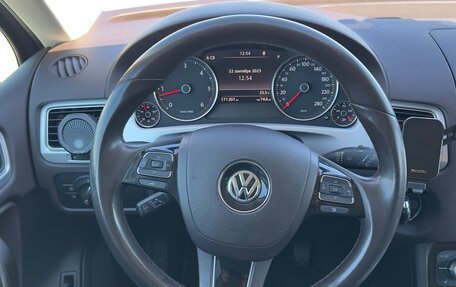 Volkswagen Touareg III, 2017 год, 3 599 000 рублей, 26 фотография