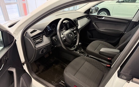 Skoda Rapid II, 2021 год, 1 550 000 рублей, 9 фотография