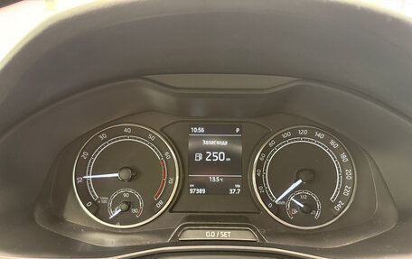 Skoda Rapid II, 2021 год, 1 550 000 рублей, 17 фотография