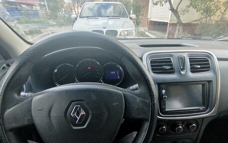 Renault Logan II, 2016 год, 410 000 рублей, 8 фотография