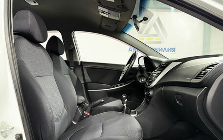 Hyundai Solaris II рестайлинг, 2011 год, 729 000 рублей, 11 фотография