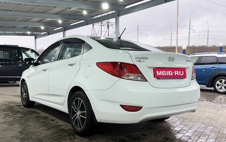 Hyundai Solaris II рестайлинг, 2011 год, 729 000 рублей, 3 фотография