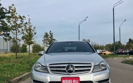 Mercedes-Benz C-Класс, 2013 год, 1 500 000 рублей, 6 фотография